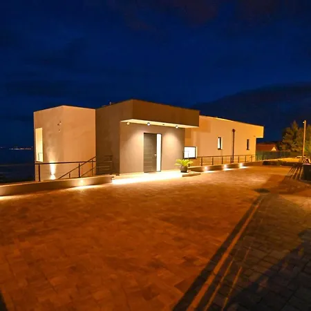 Ziganto Villa *